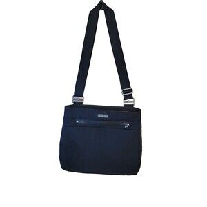 Baggallini Black Crossbody Bag Travel Purse Nylon 7x9x1 Four Pockets